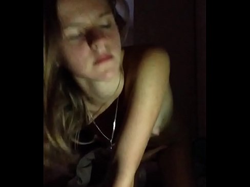 ❤️ Ein Mädchen masturbiert und wichst Porno fb bei porn de.kassa-standupbar.ru ❤